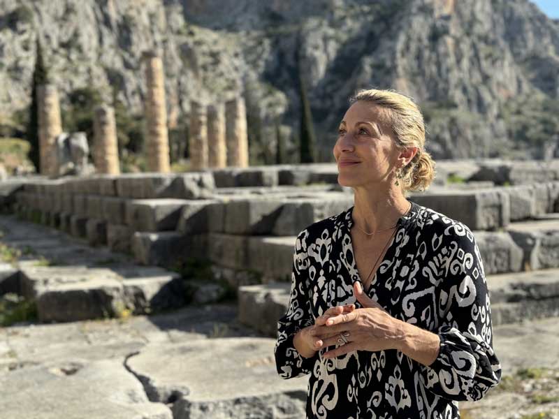 Η Αποστολία Παπαδαμάκη στους Δελφούς